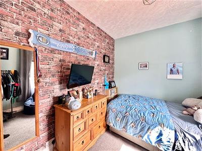 Picture 16